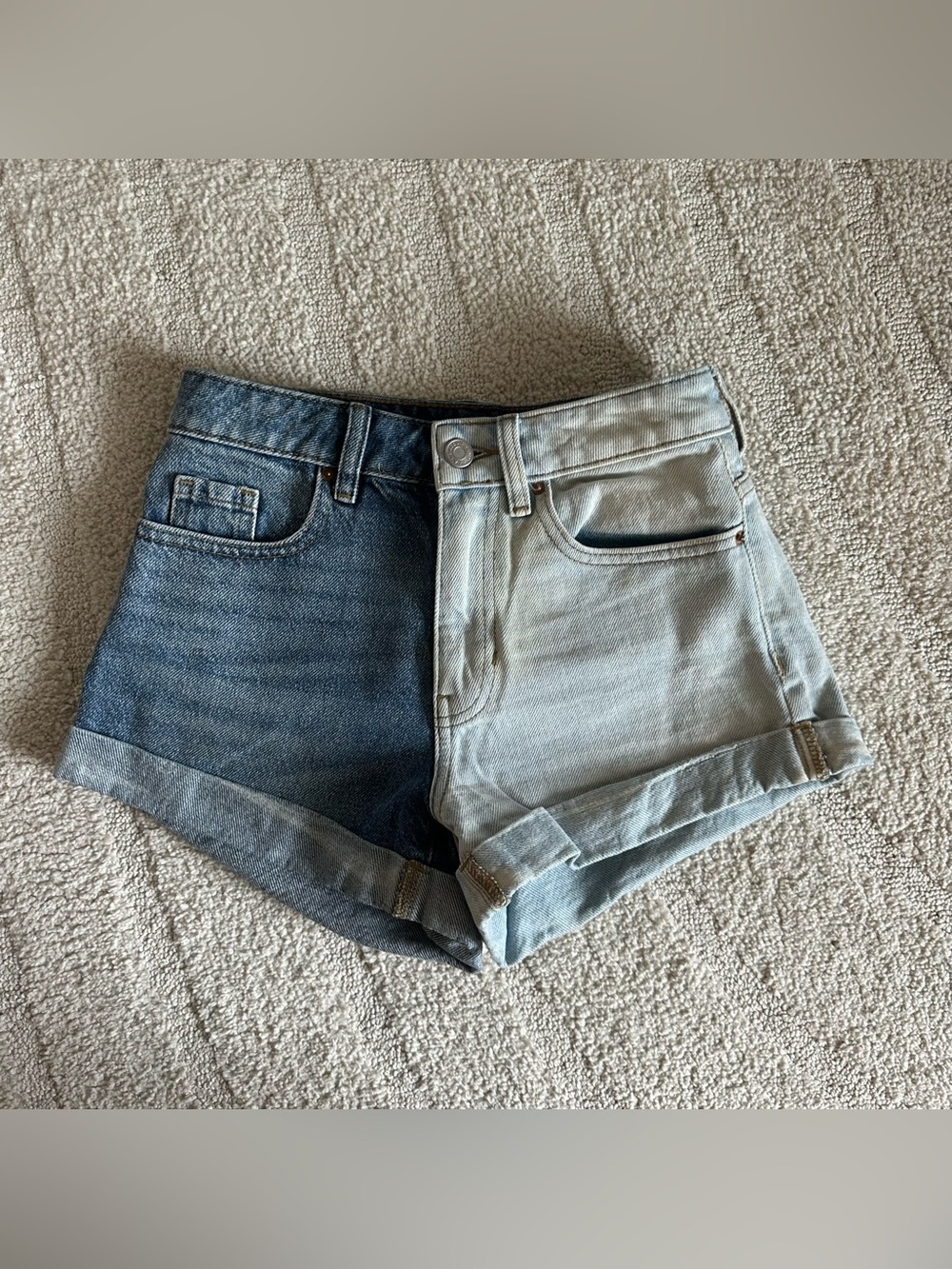 Pacsun Women’s Two Tone Denim Mom Shorts